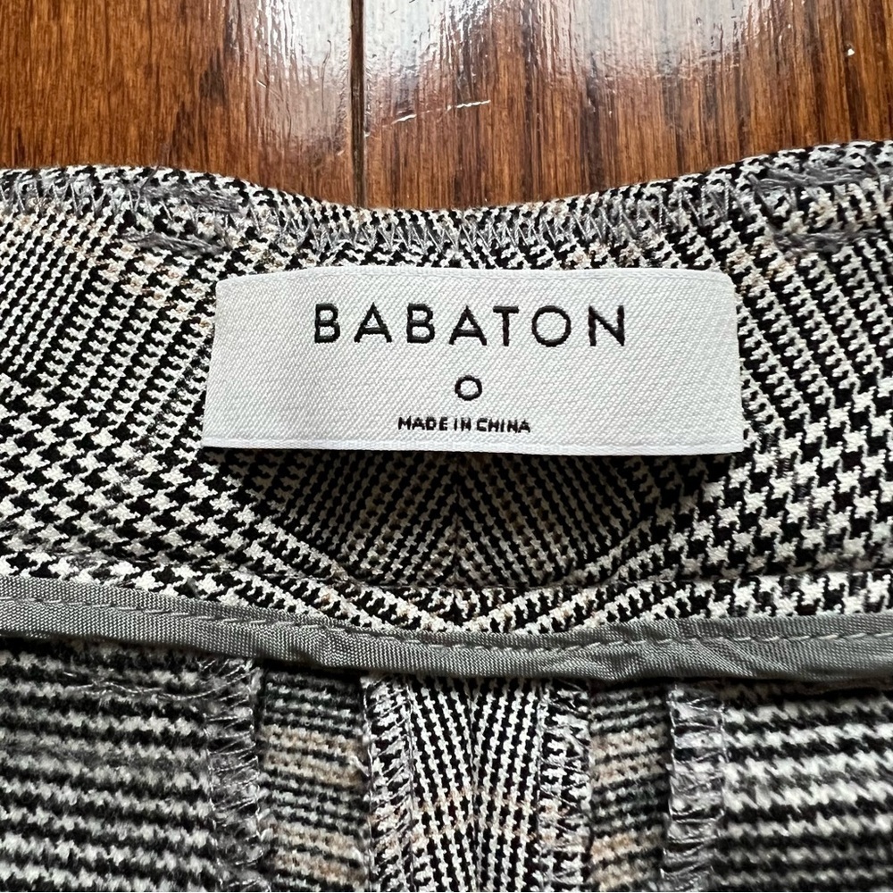 Aritzia Babaton Gray Plaid Quentin Crop Ankle Trouser Dress Pants - Sz 0 - Picture 10 of 15